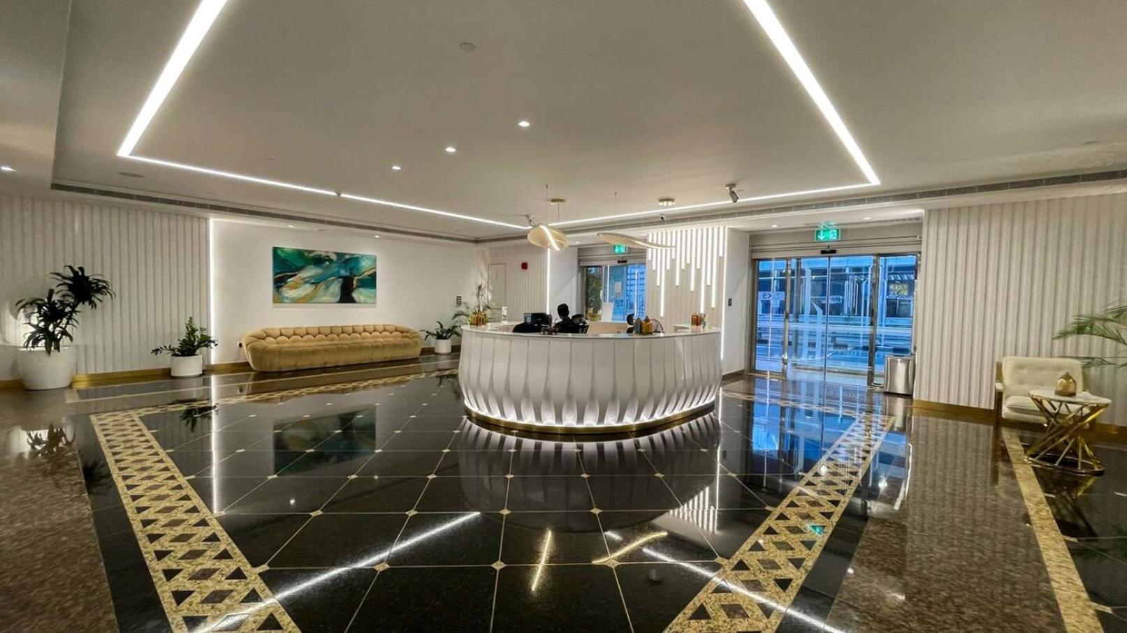 Sea & Palm View Elegant 1 Bedroom Apartment 迪拜 外观 照片