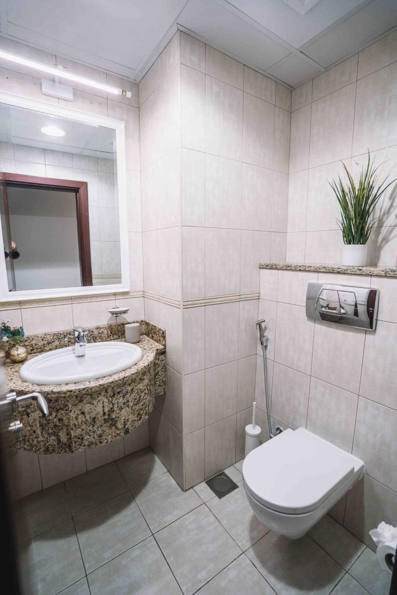 Sea & Palm View Elegant 1 Bedroom Apartment 迪拜 外观 照片